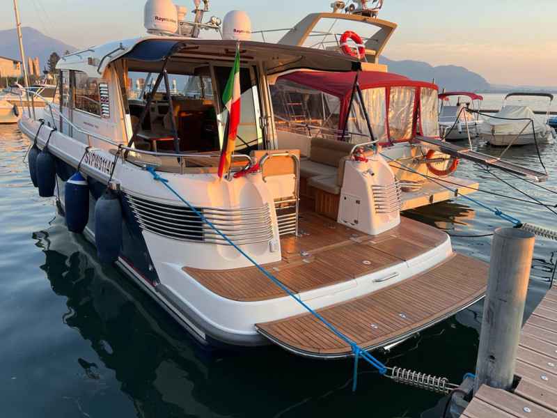 Motorboot Nimbus 42 Nova Coupé