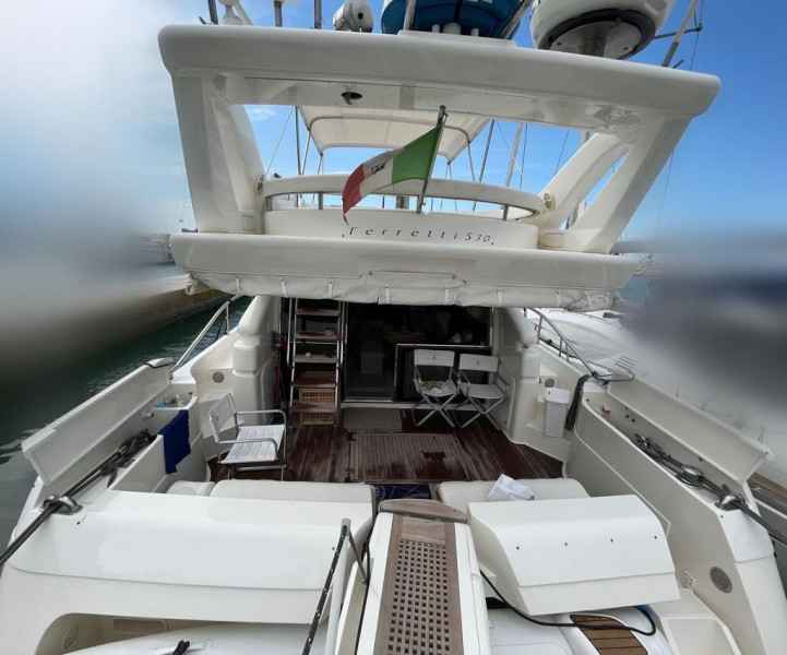 Motorboot Ferretti 530