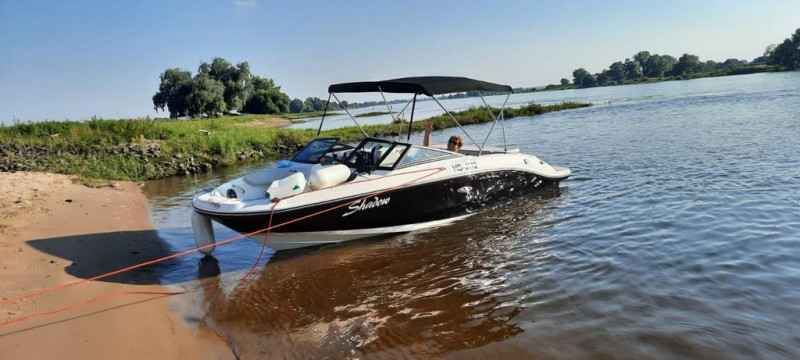 Motorboot Ferretti 620 Fly