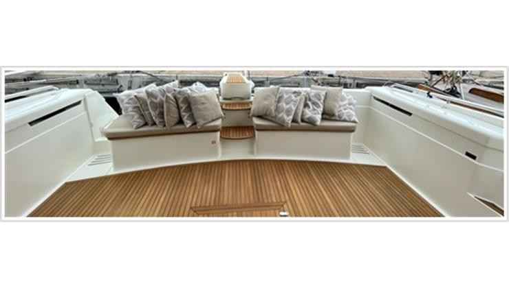 Motorboot Ferretti 620 Fly