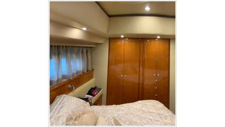 Motorboot Ferretti 620 Fly