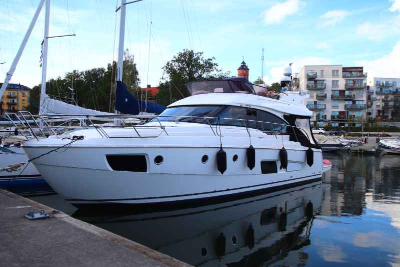 Motorboot Forbina 10000 Fly