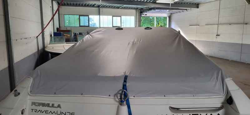 Motorboot Formula 252 LS