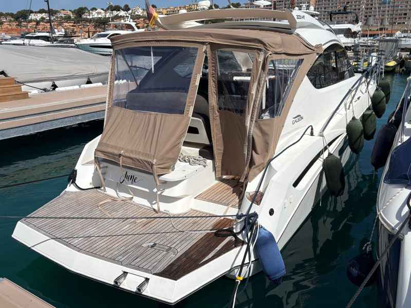 Motorboot Galeon 325 HTS