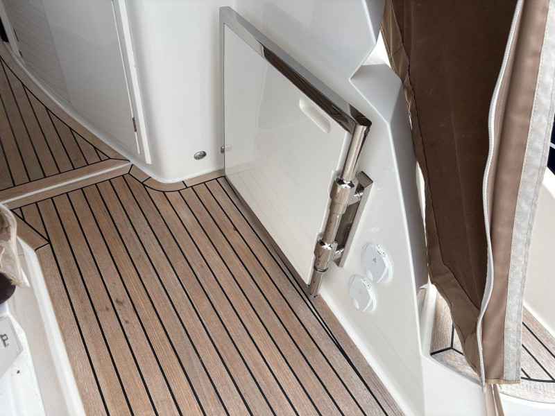Motorboot Galeon 325 HTS