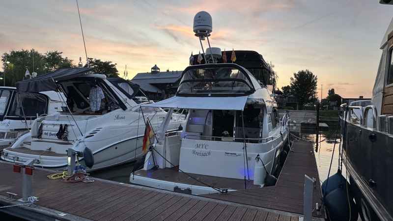 Motorboot Galeon 380 Fly