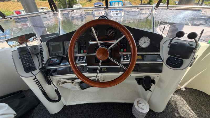 Motorboot Galeon 380 Fly