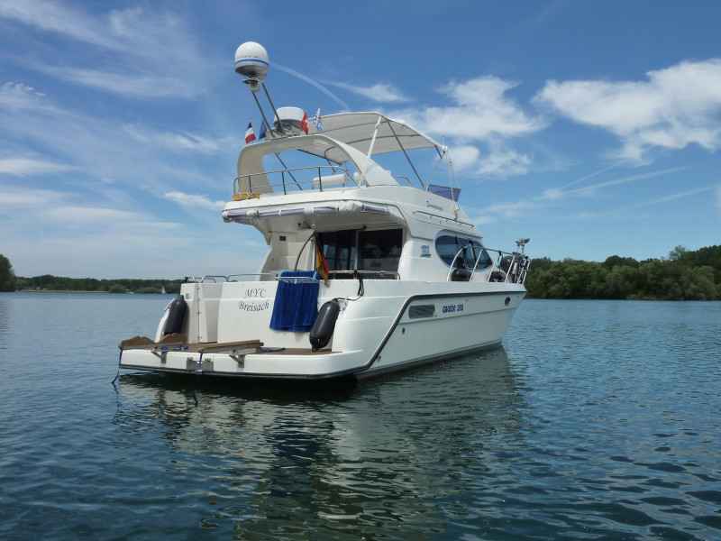 Motorboot Galeon 380 Fly