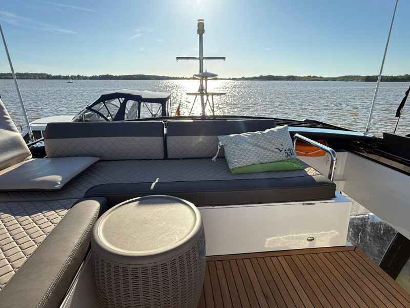Motorboot Galeon 470 SKY