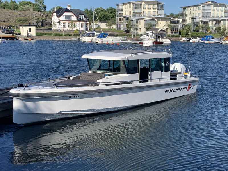 Motorboot Axopar 37 AC