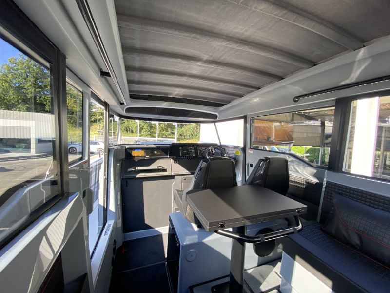 Motorboot Axopar Brabus Shadow 900 Cross Cabin