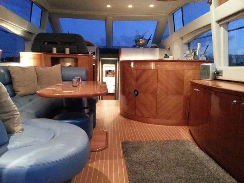 Motorboot Azimut 52 Fly