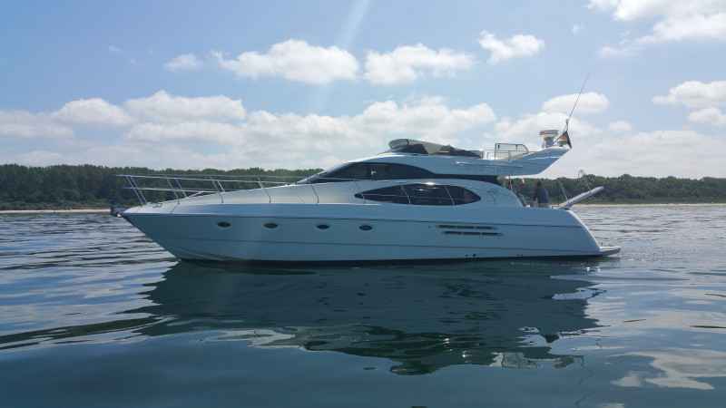 Motorboot Azimut 52 Fly
