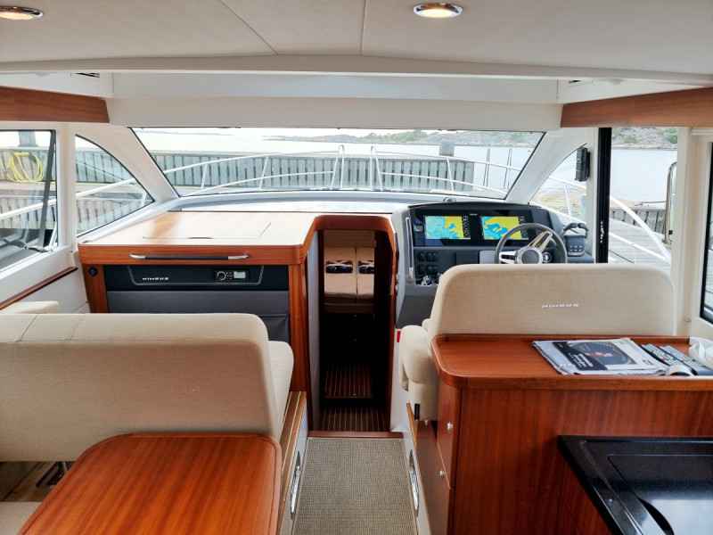 Motorboot Nimbus 405 Fly