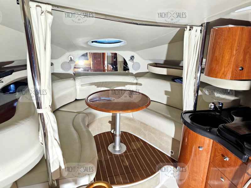 Motorboot Doral 330 Elegante