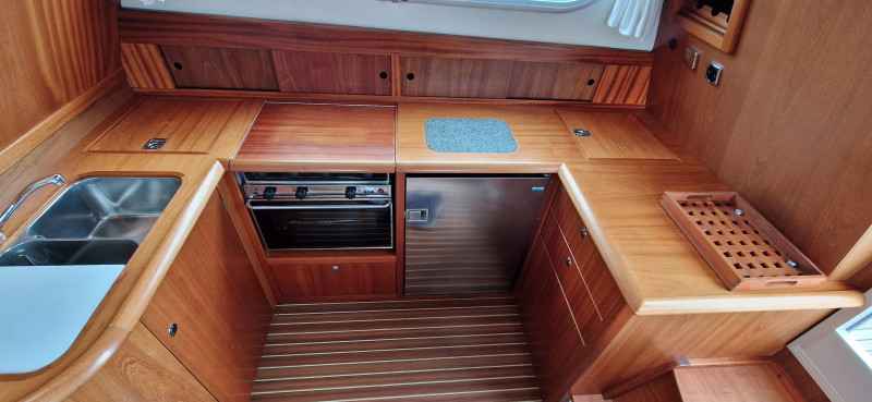 Motorboot Nimbus 380 Commander