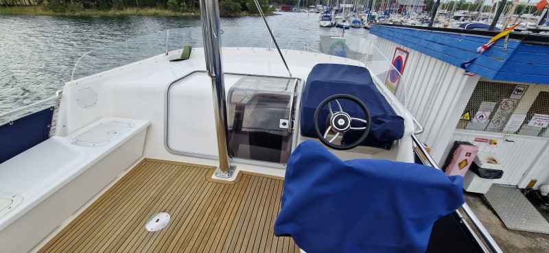 Motorboot Nimbus 380 Commander