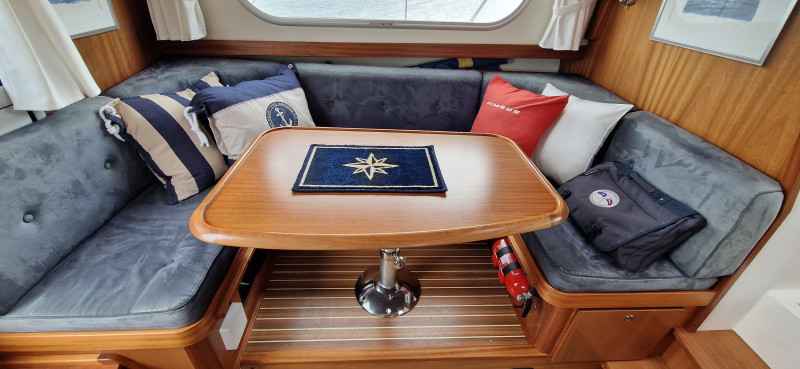 Motorboot Nimbus 380 Commander