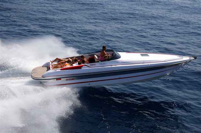 Motorboot Tullio Abbate Mito 33