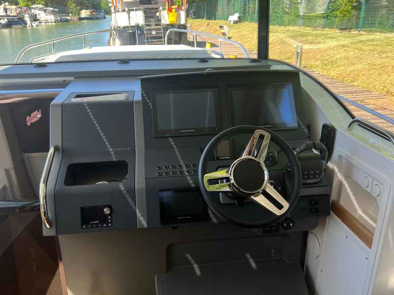 Motorboot Nimbus C11