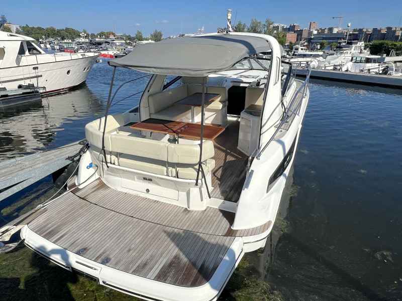Motorboot Bavaria 360 Sport Open