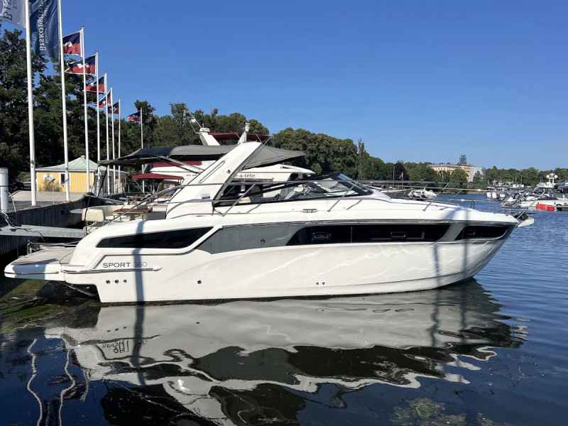 Motorboot Bavaria 360 Sport Open