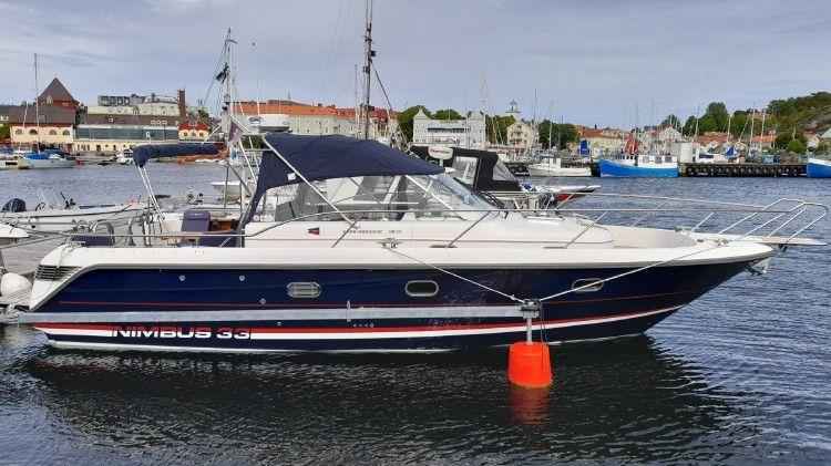 Motorboot Nimbus 33 Nova