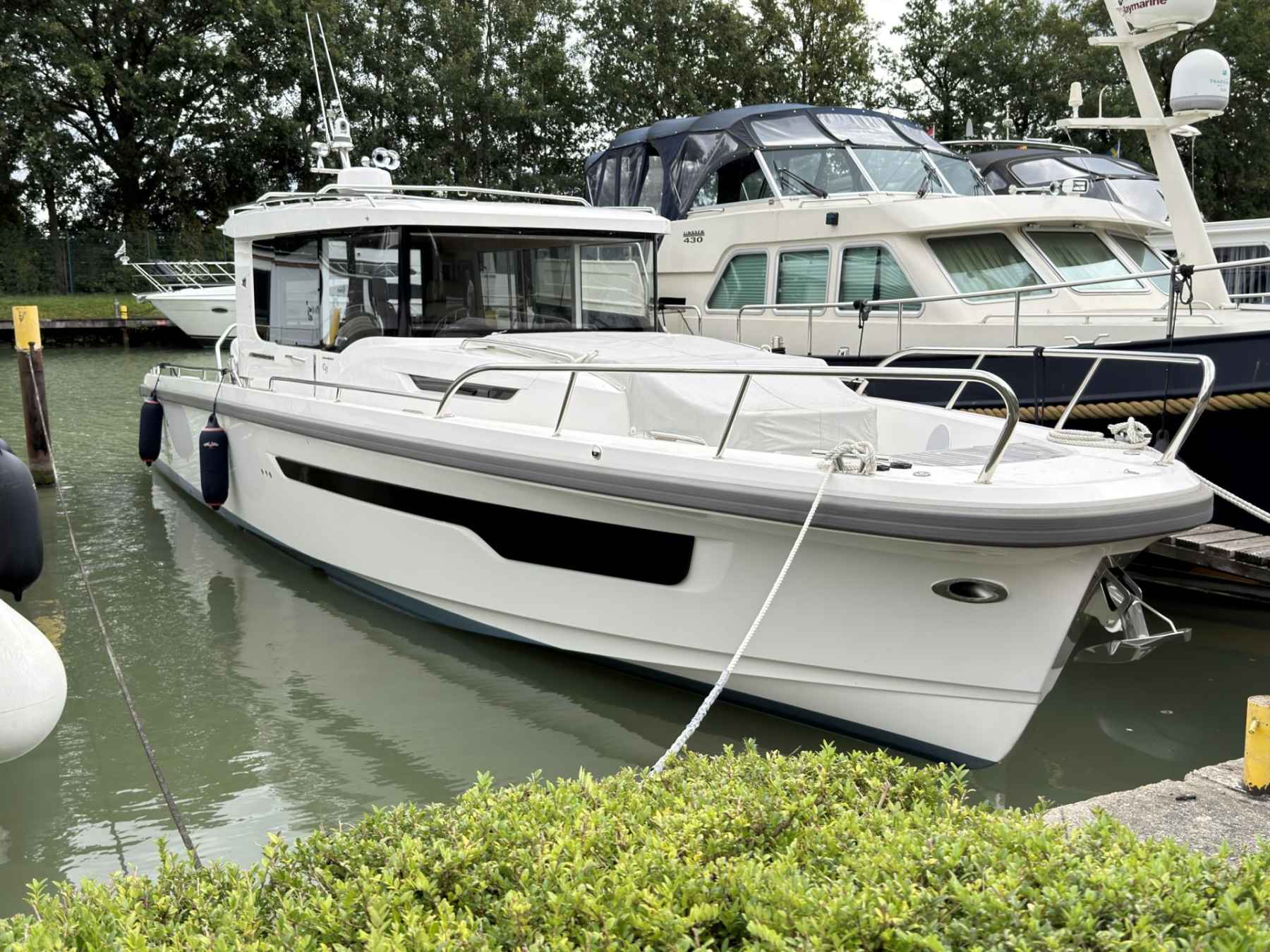 Motorboot Nimbus C11