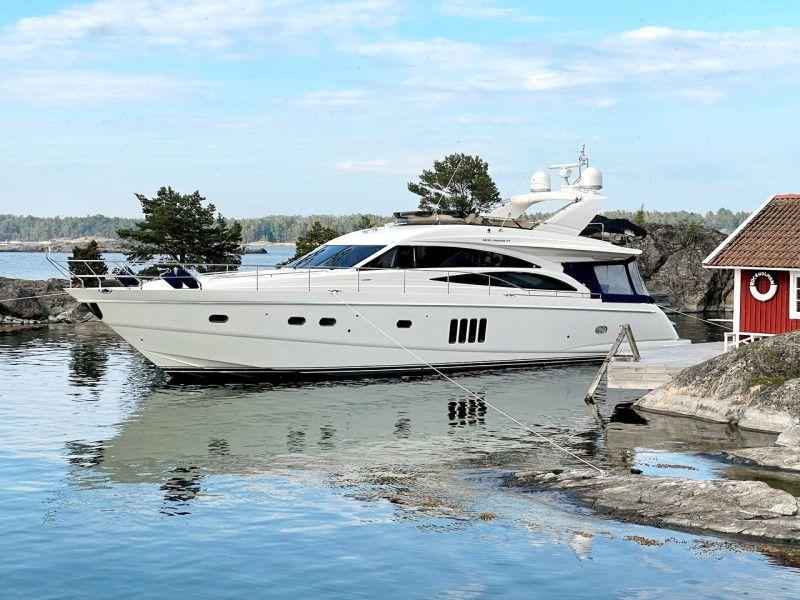 Motorboot Princess 67 Fly