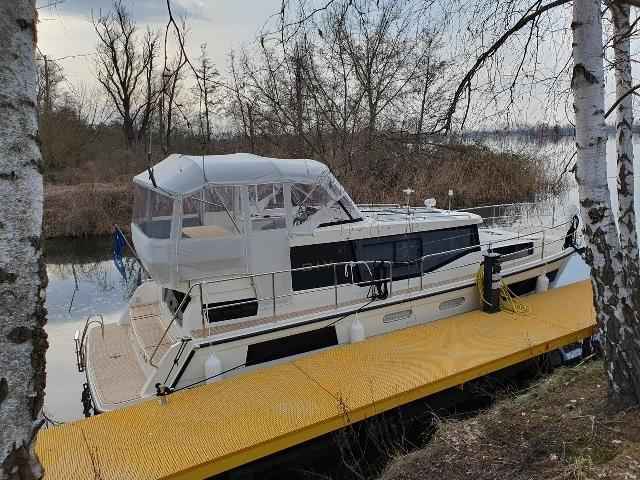 Motorboot Balt 37 Grand