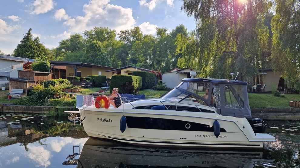 Motorboot Balt 818 Titanium