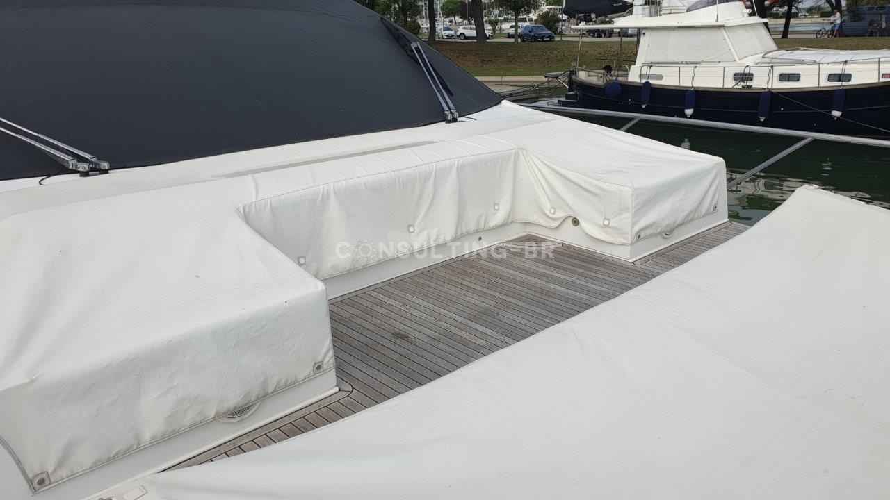 Motorboot Azimut 66 Fly
