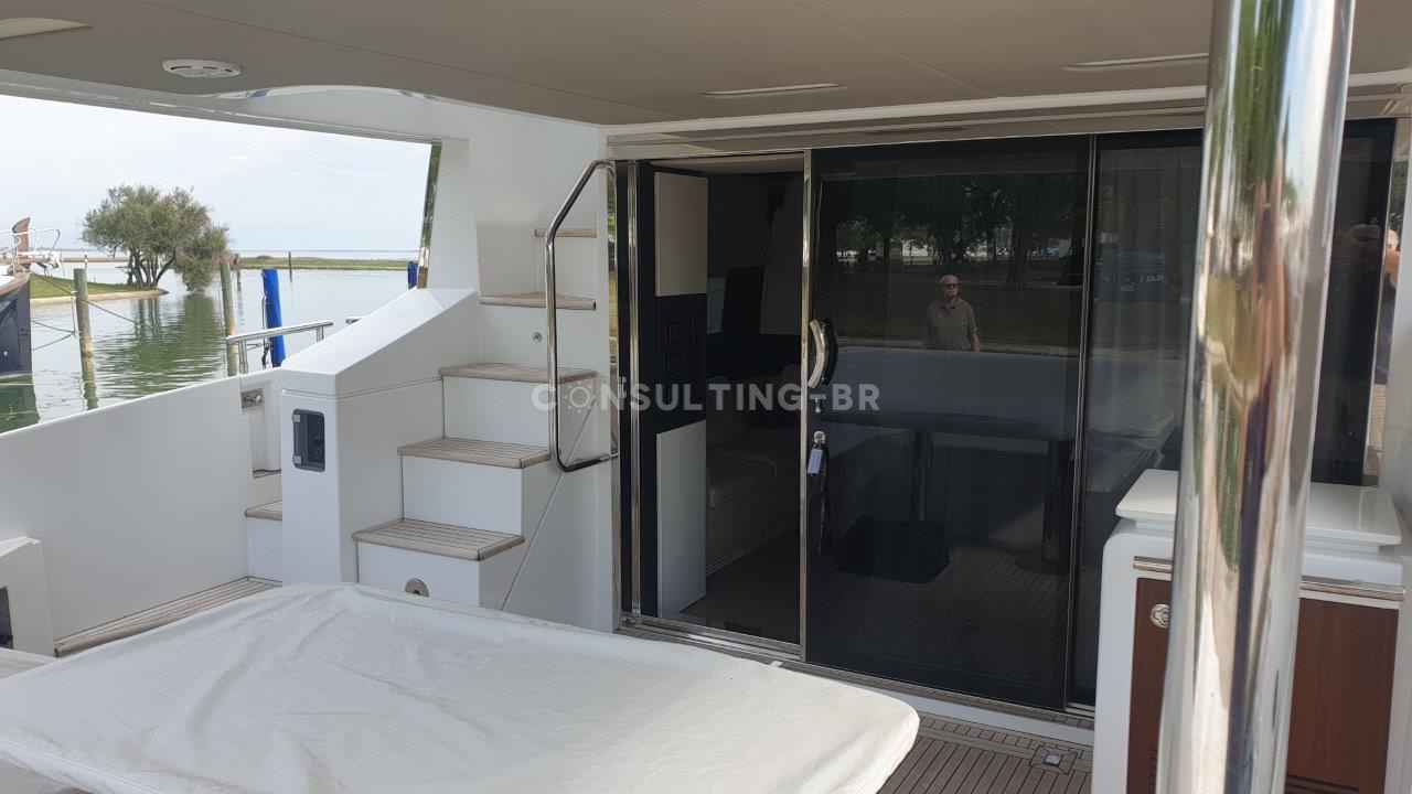 Motorboot Azimut 66 Fly