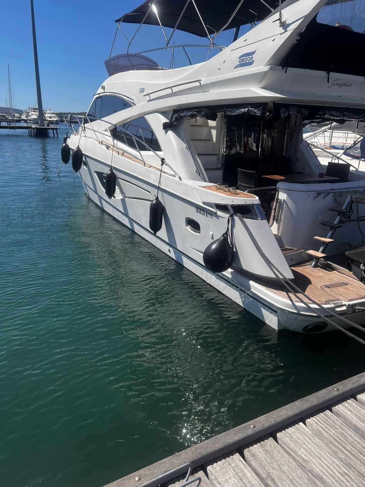 Motorboot Galeon 530 Fly