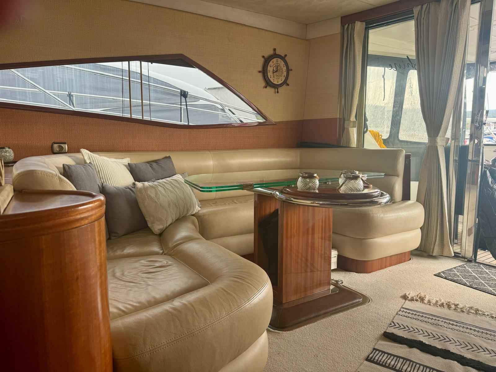 Motorboot Galeon 530 Fly