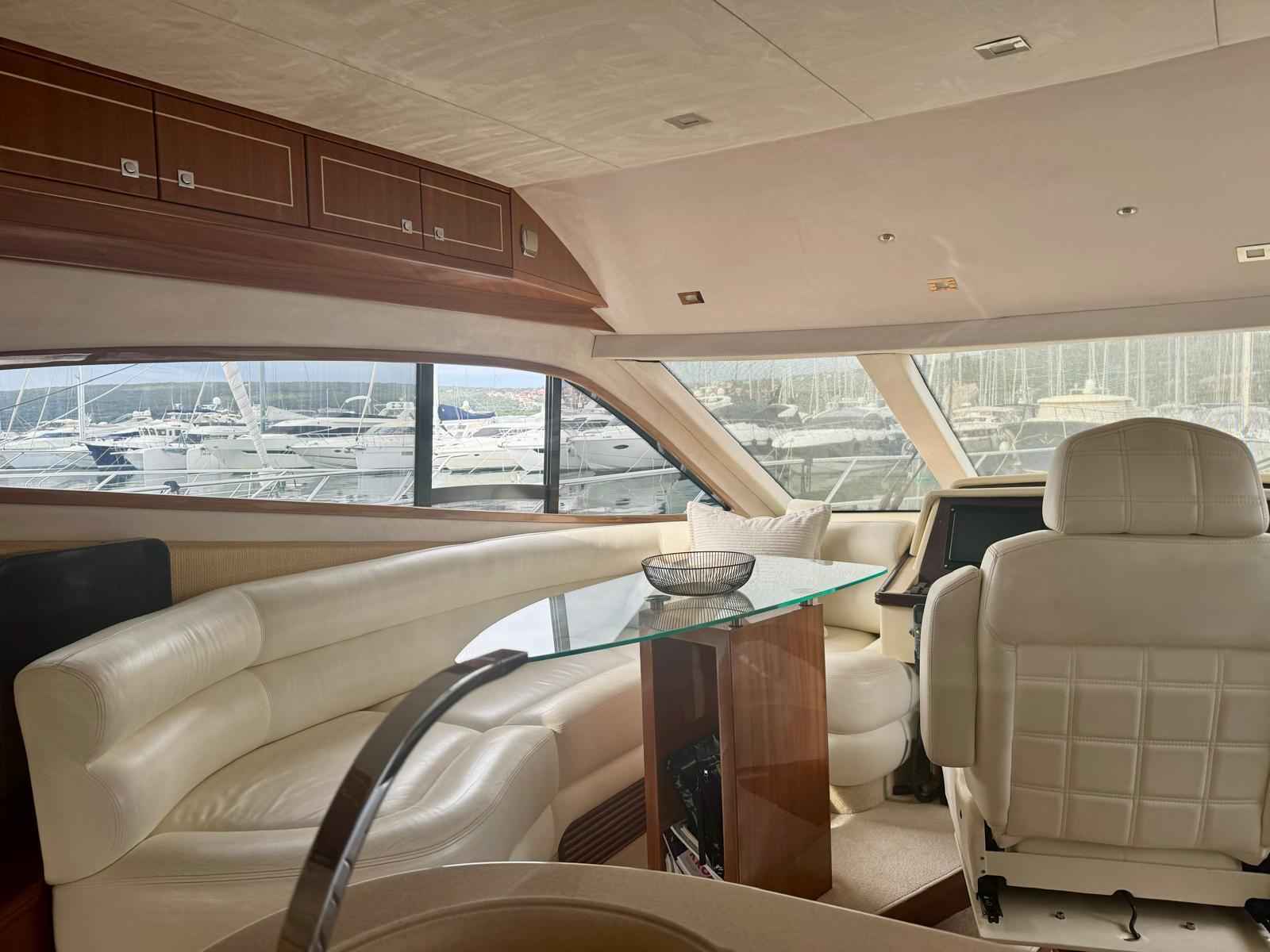 Motorboot Galeon 530 Fly