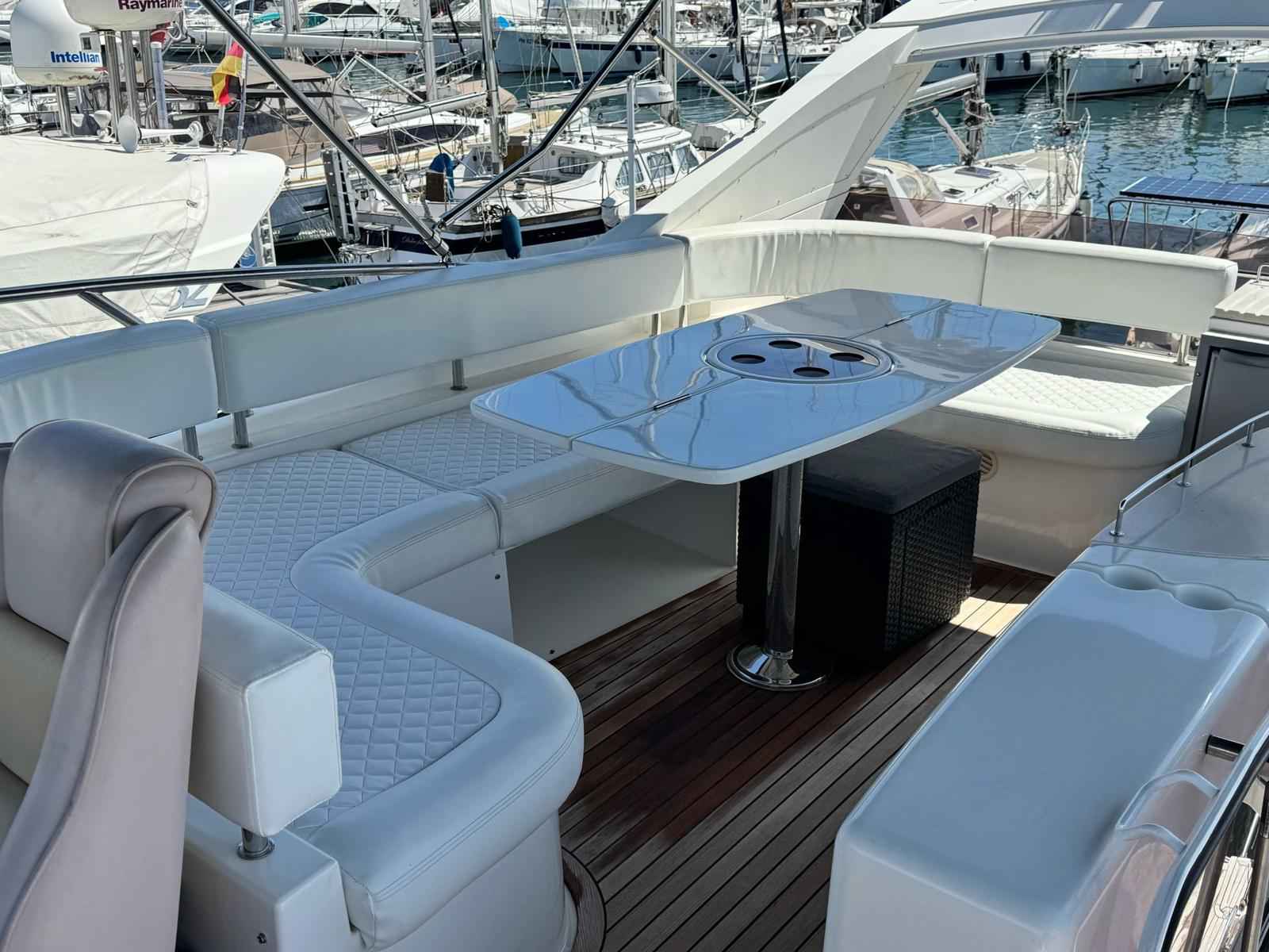 Motorboot Galeon 530 Fly