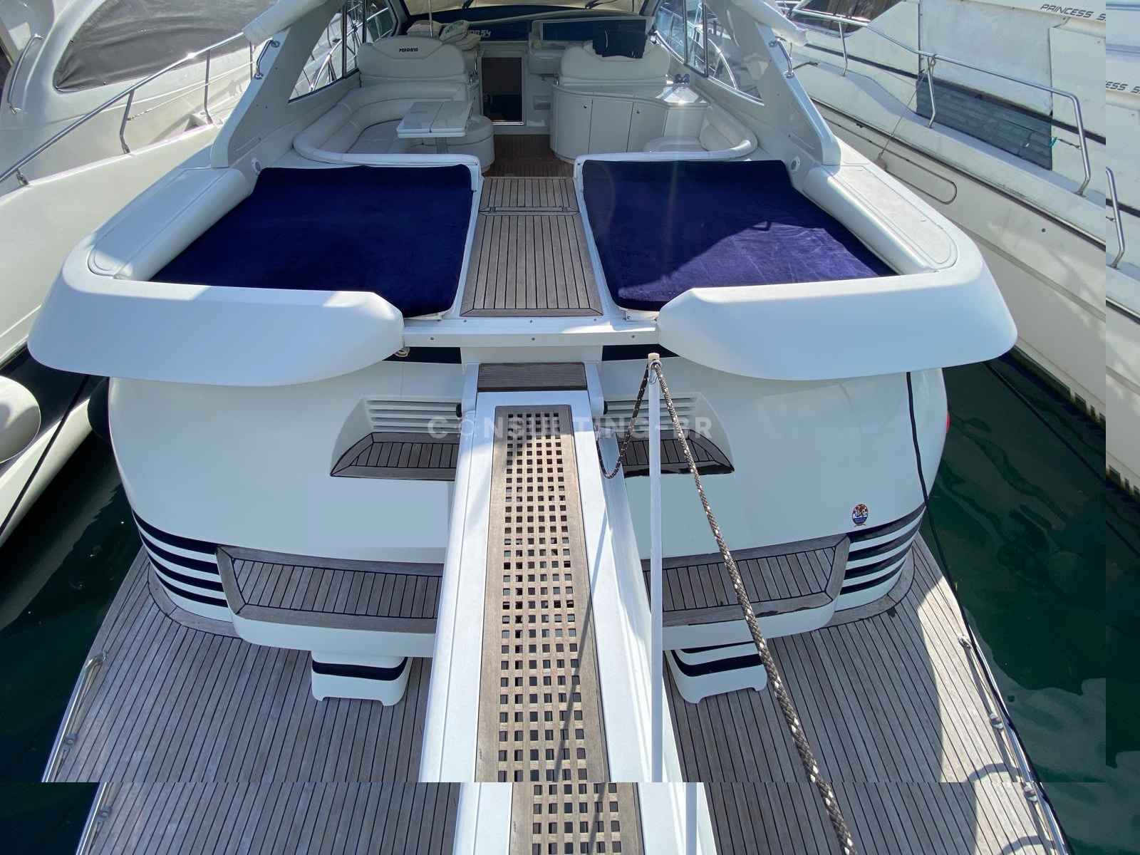 Motorboot Pershing 54