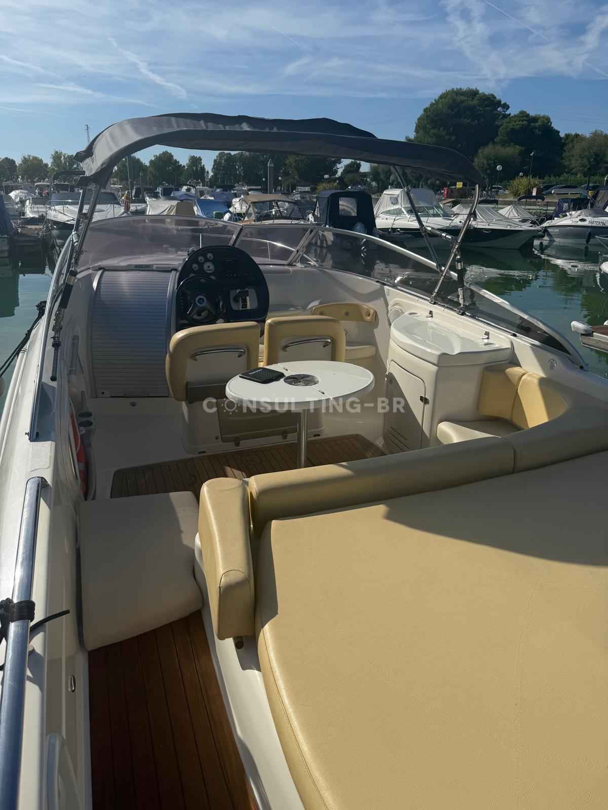 Motorboot Cranchi CSL 27