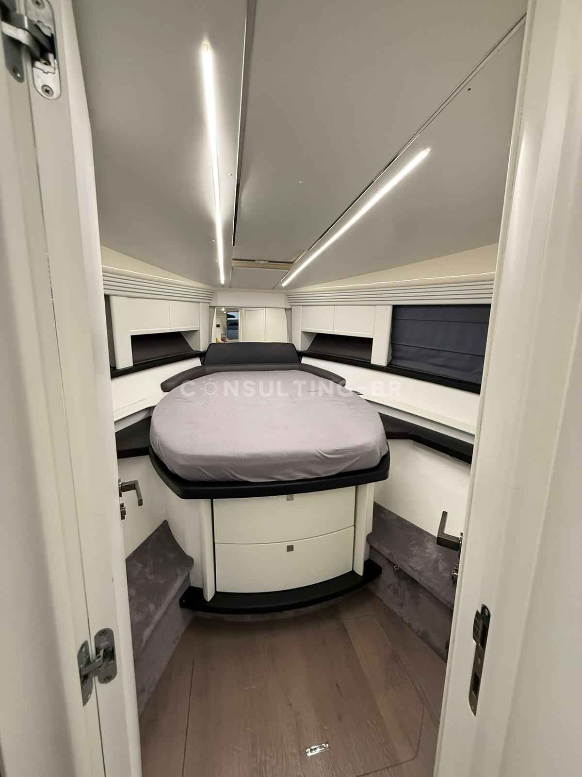 Motorboot Absolute 47 HT