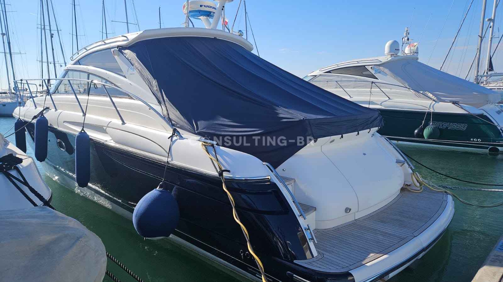 Motorboot Princess V48 HT