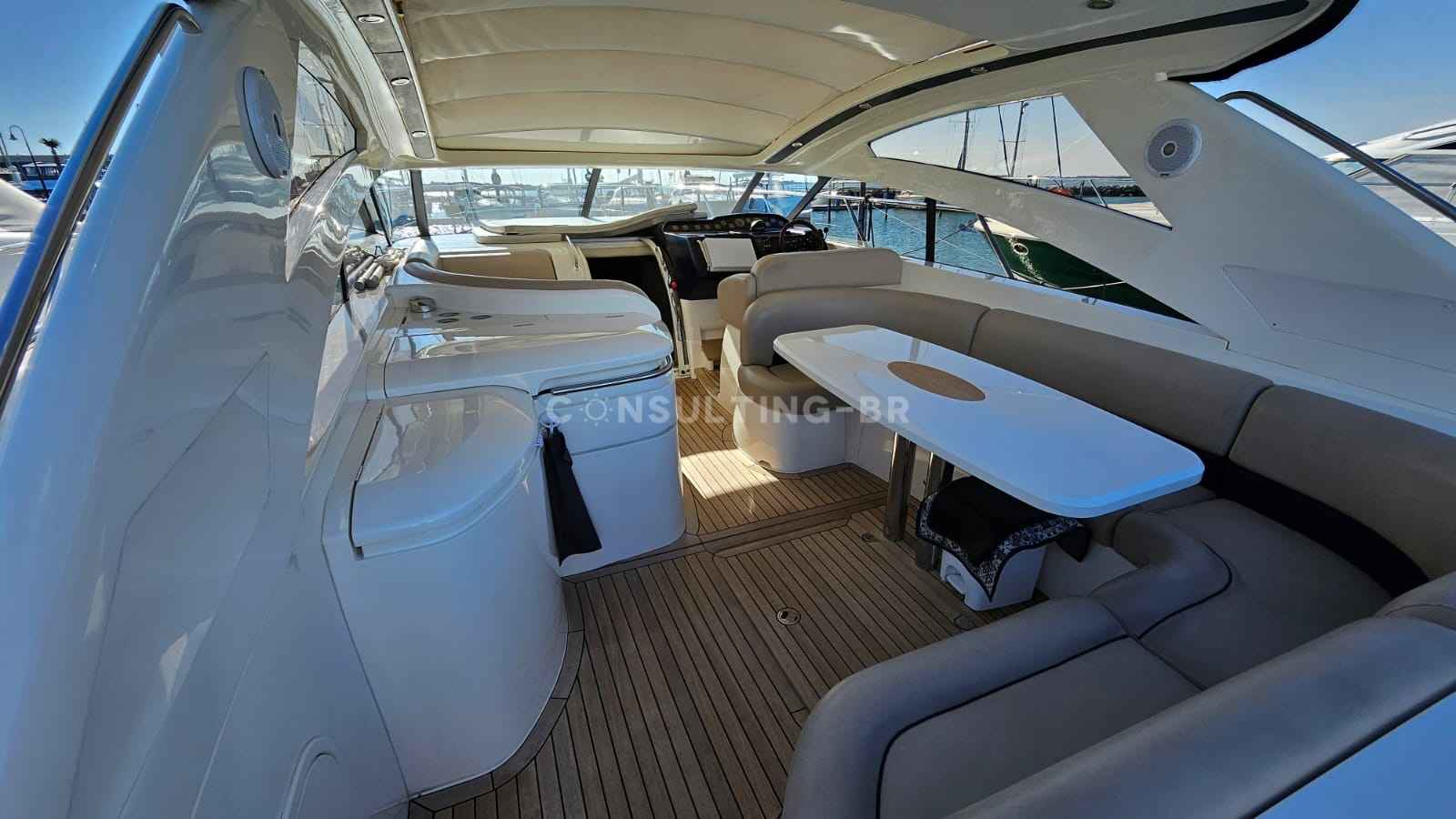 Motorboot Princess V48 HT