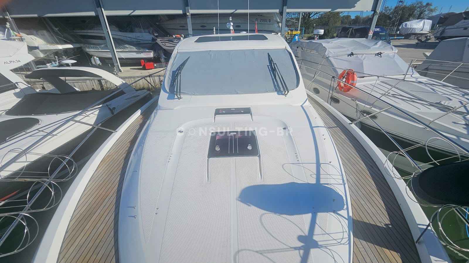 Motorboot Bavaria 39 HT Sport