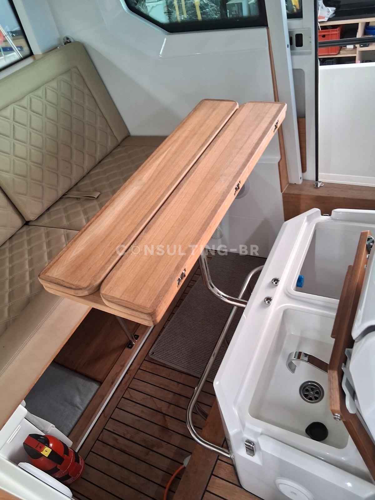 Motorboot Axopar 28