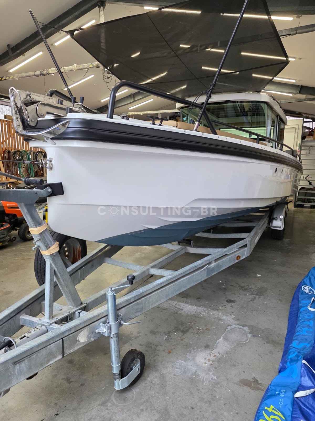 Motorboot Axopar 28