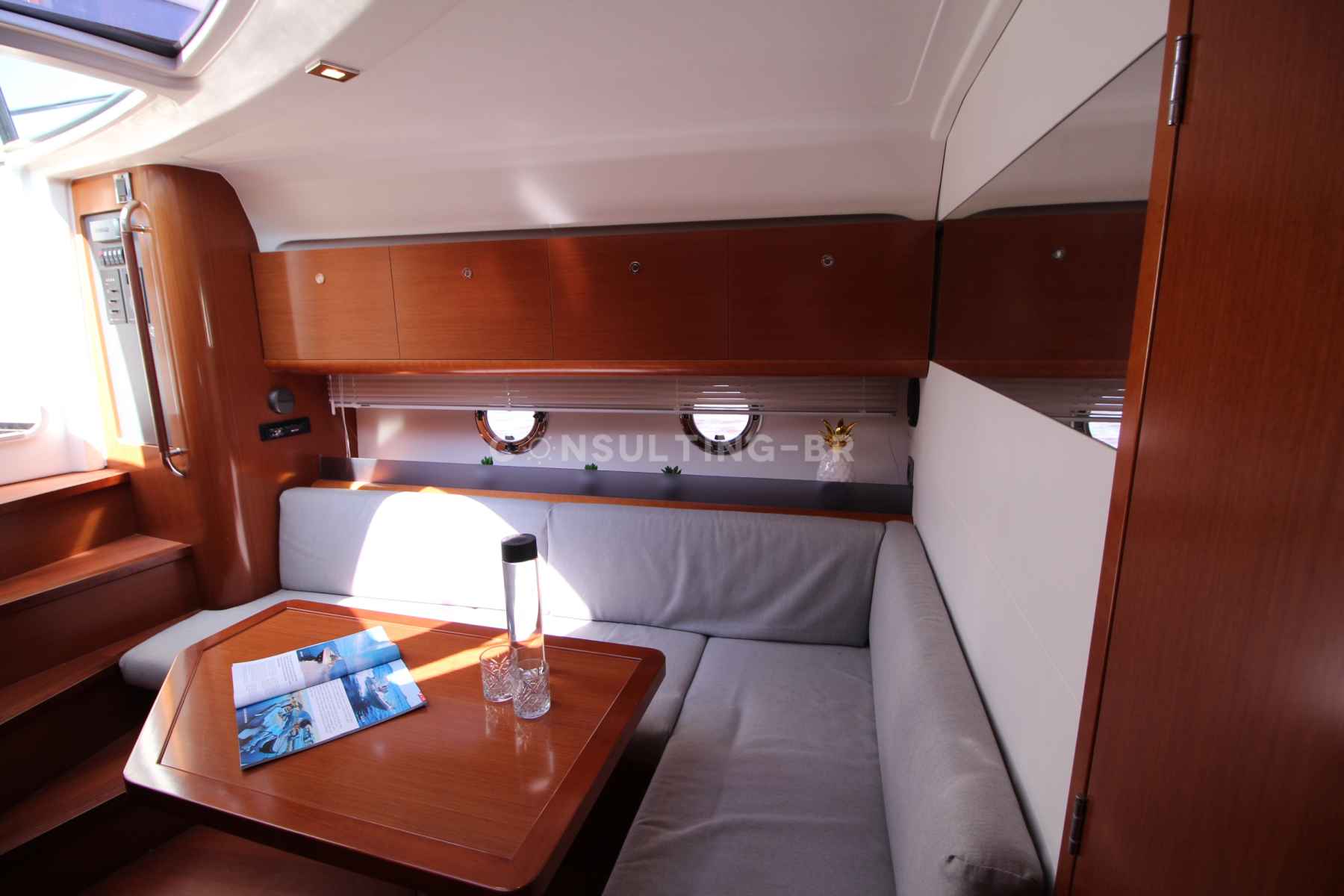 Motorboot Beneteau Gran Tourismo GT 38