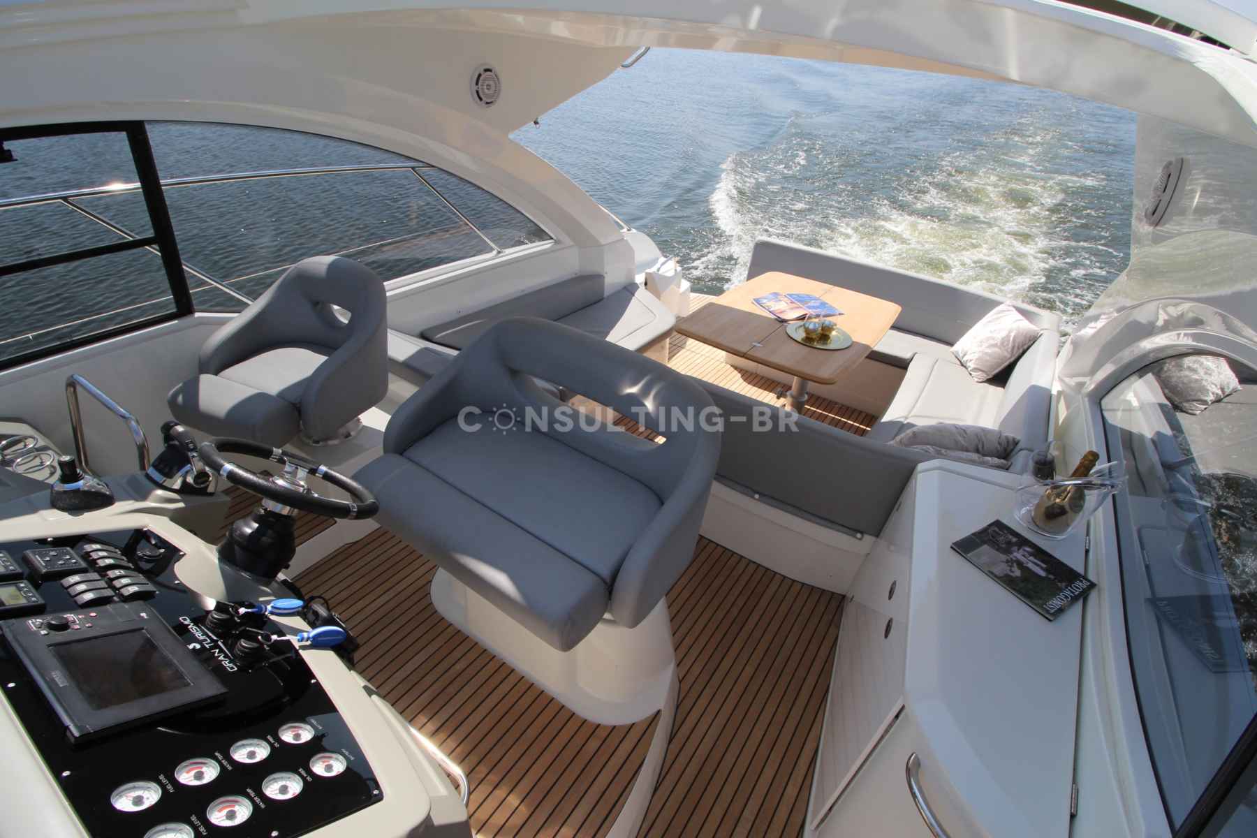 Motorboot Beneteau Gran Tourismo GT 38