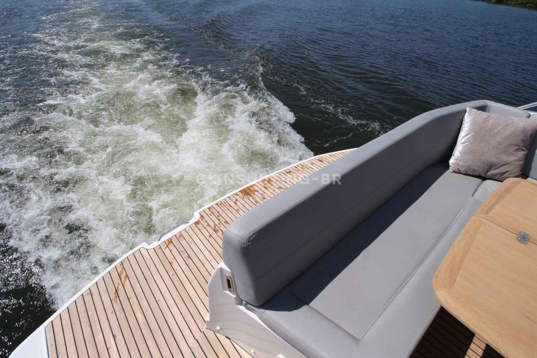 Motorboot Beneteau Gran Tourismo GT 38