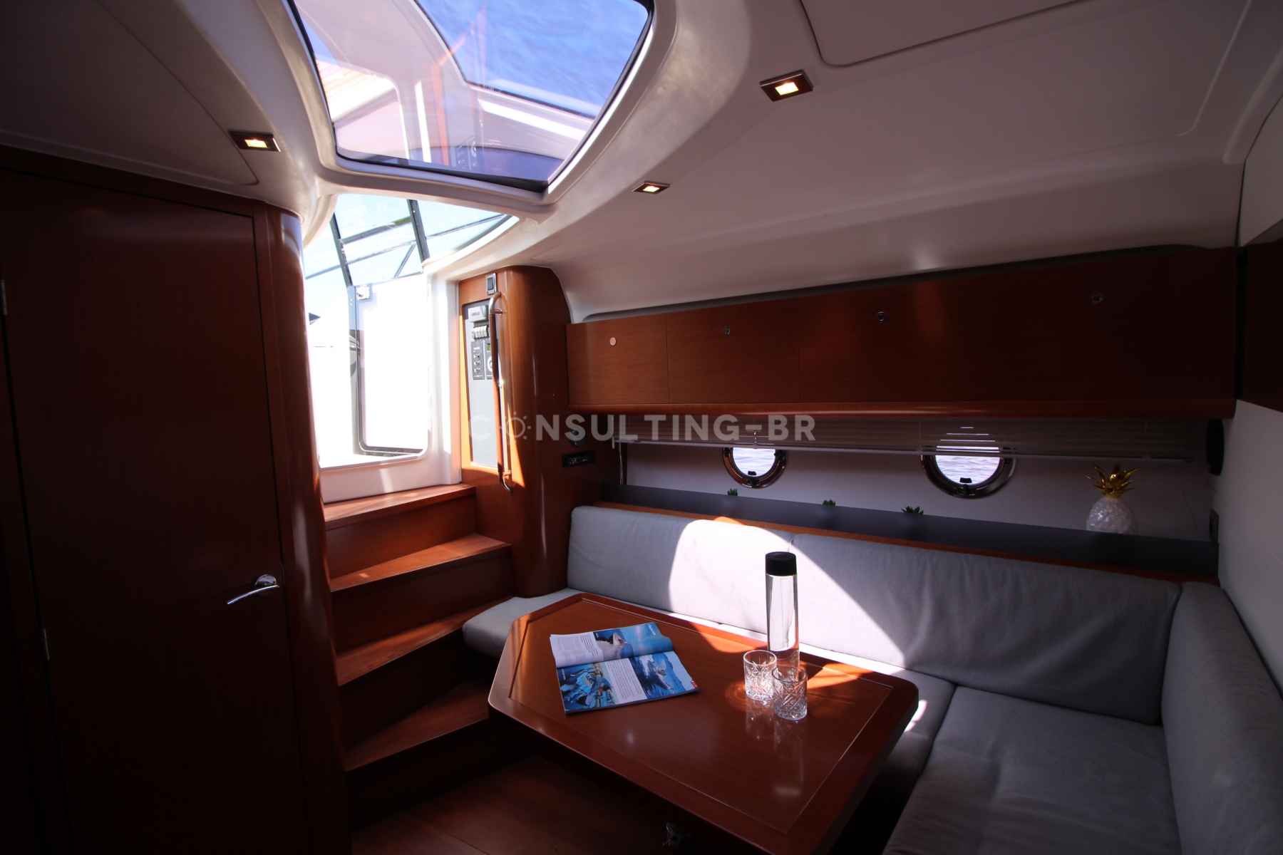 Motorboot Beneteau Gran Tourismo GT 38
