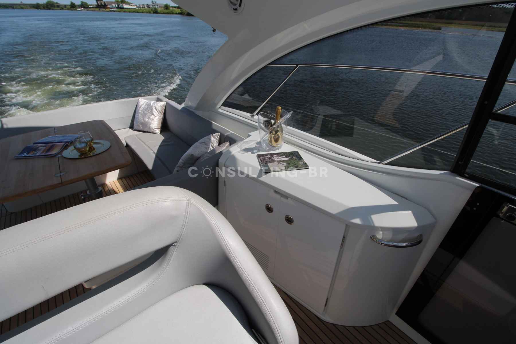 Motorboot Beneteau Gran Tourismo GT 38